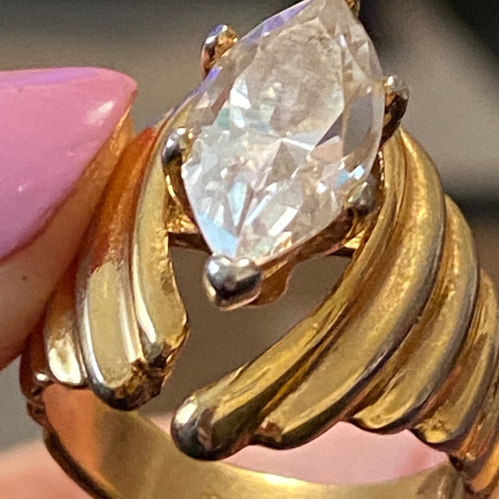 Custom Jewelry Ring